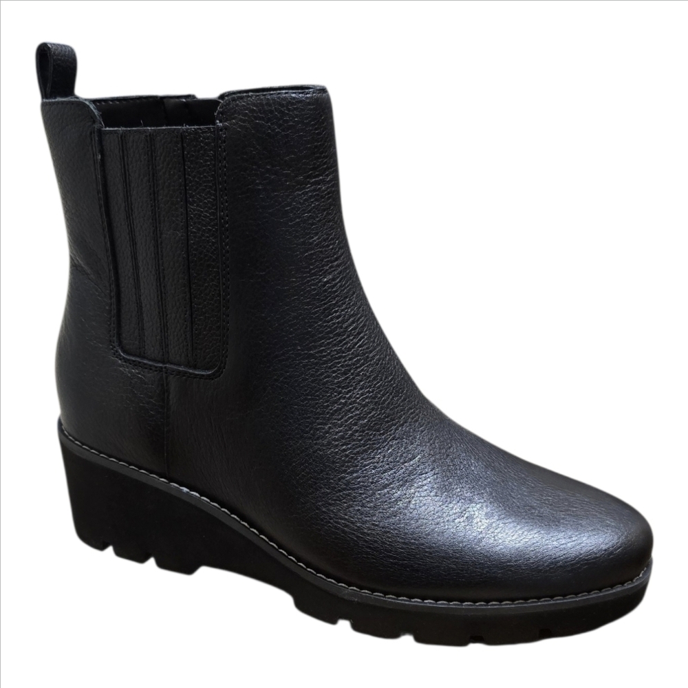 ​Vionic Aria Ankle Bootie